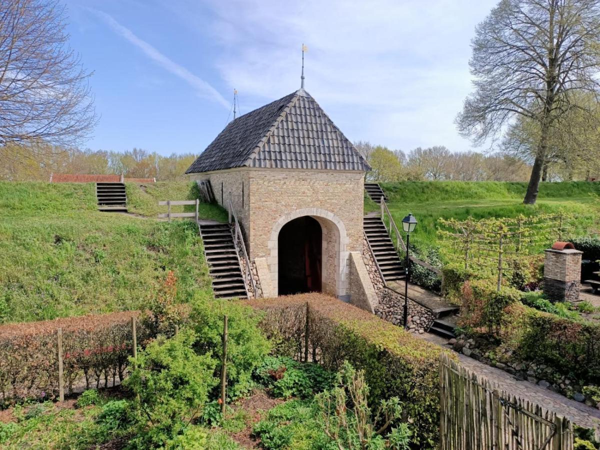 Bij De Friesche Poort Bourtange Exterior foto